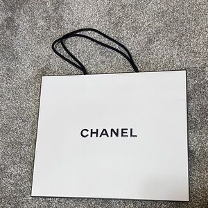 CHANEL White Shopping Bag with Black Handles